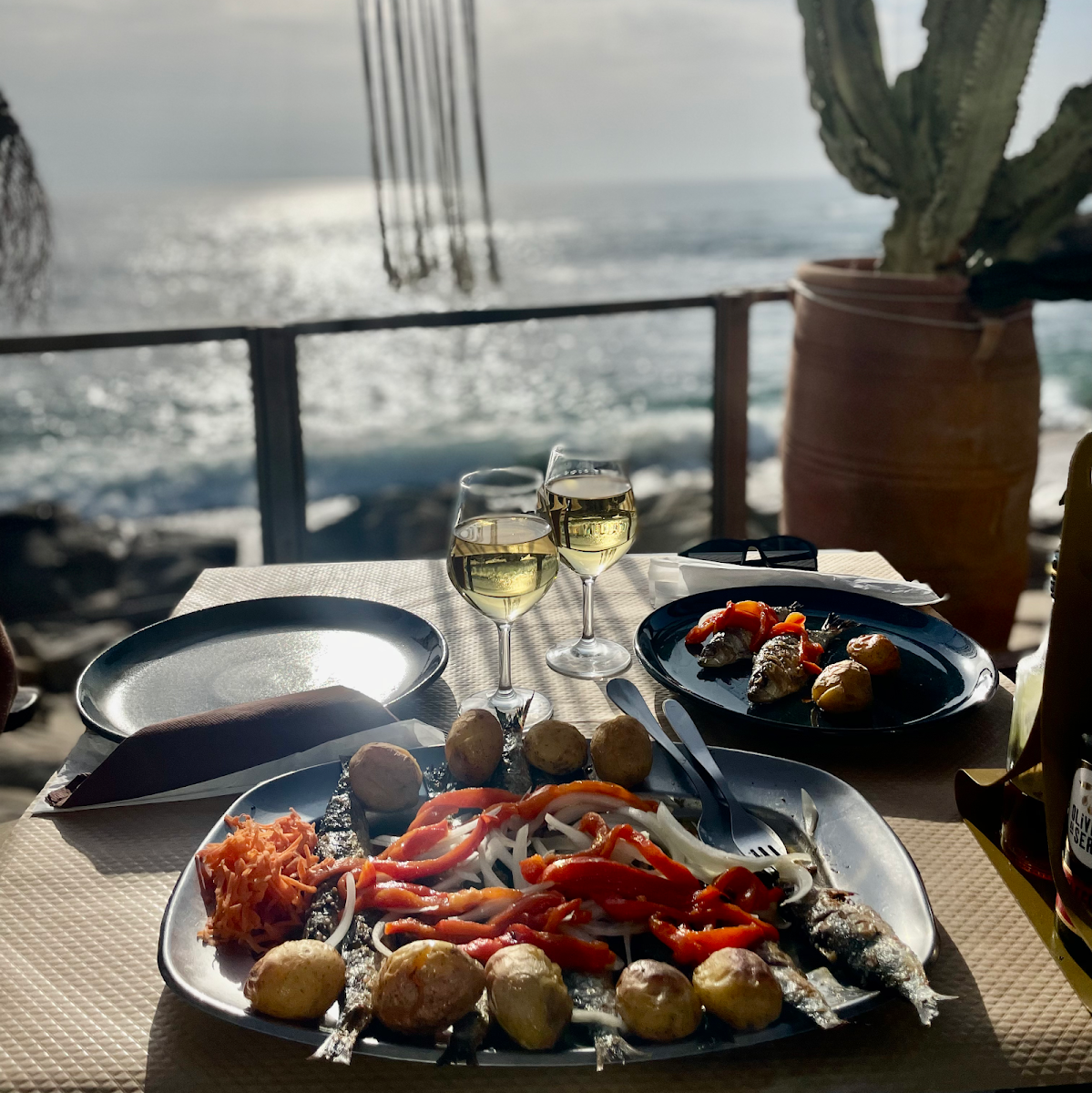 Guia Beach, Food & Drinks-3